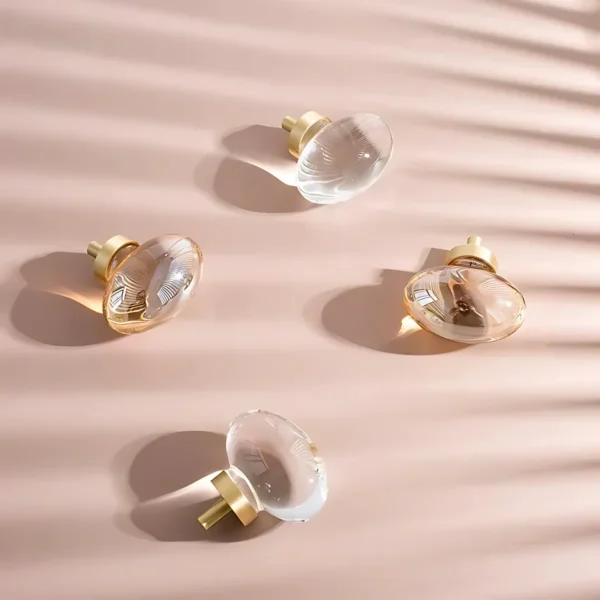 Classic Ellipse Crystal with Brushed Brass Knob