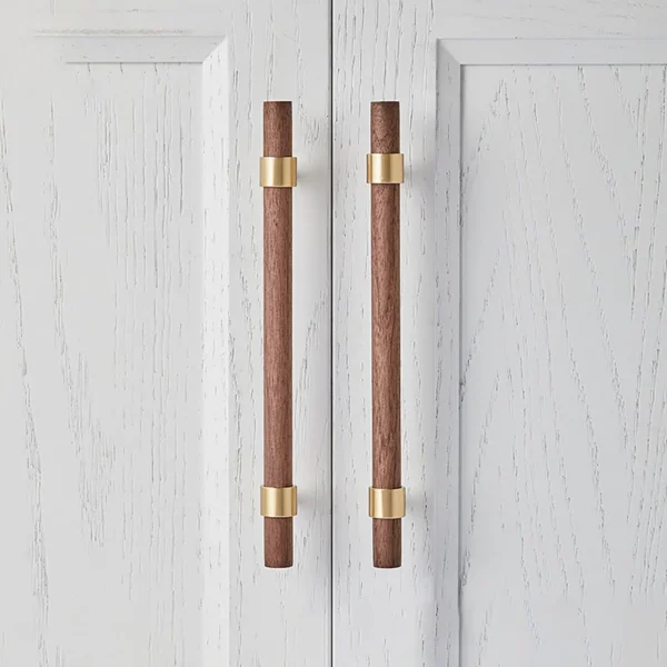 Natural Walnut & Brass Handle W-0010